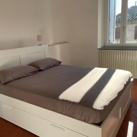 Clara Guest house